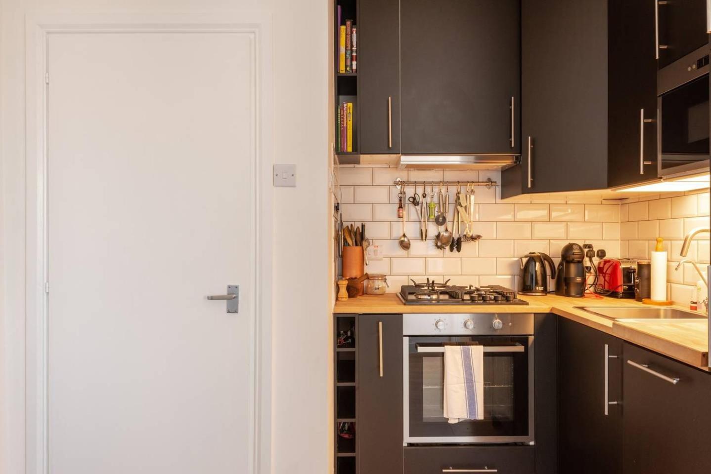 Guestready - 1Br Flat Ideally Located In Zone 2 Fits 3 Apartment Londra Exterior foto